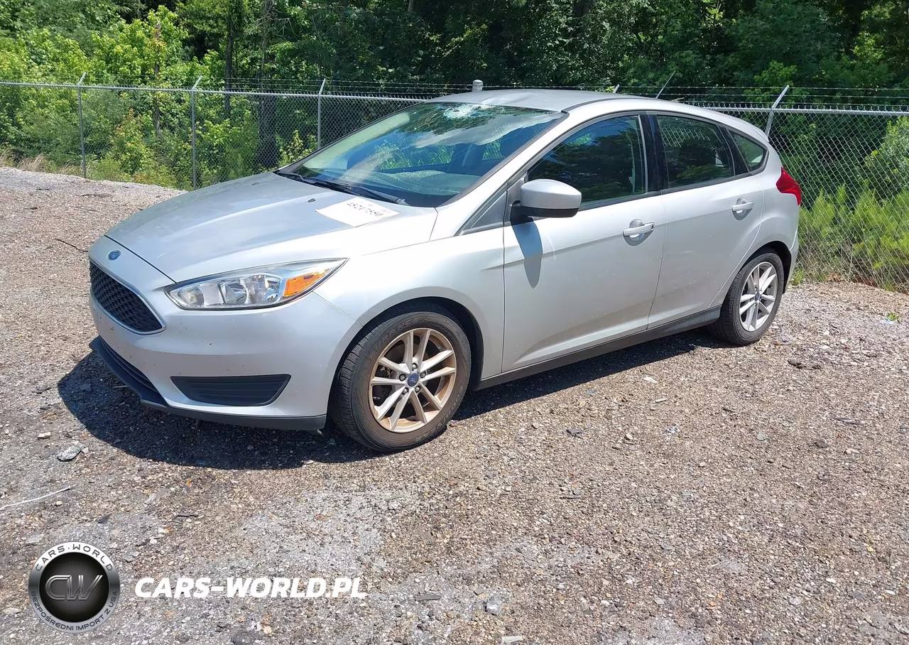2018 Ford Focus Se VIN:1FADP3K22JL315191 - 2