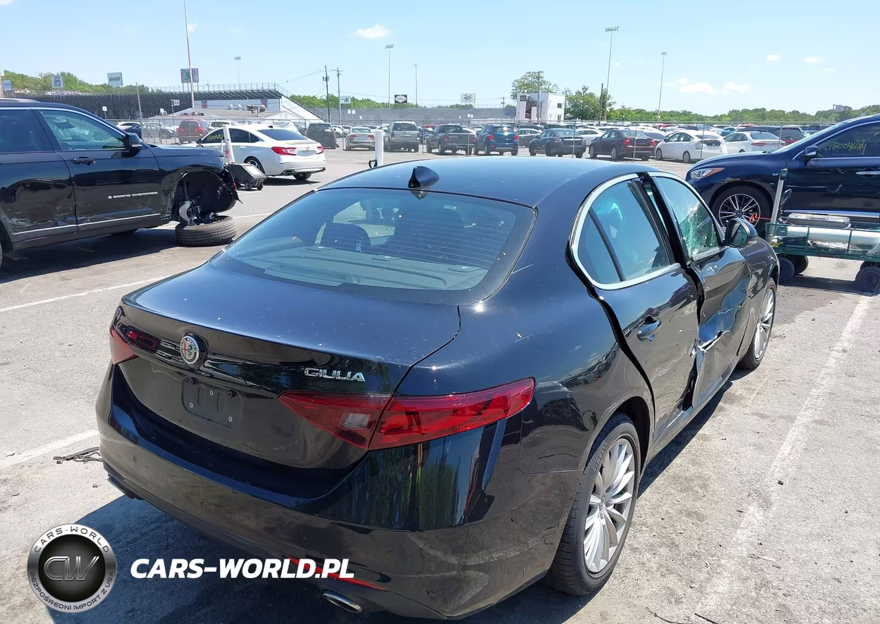 2021 Alfa Romeo Giulia Awd VIN:ZARFANAN1M7646360 - 4