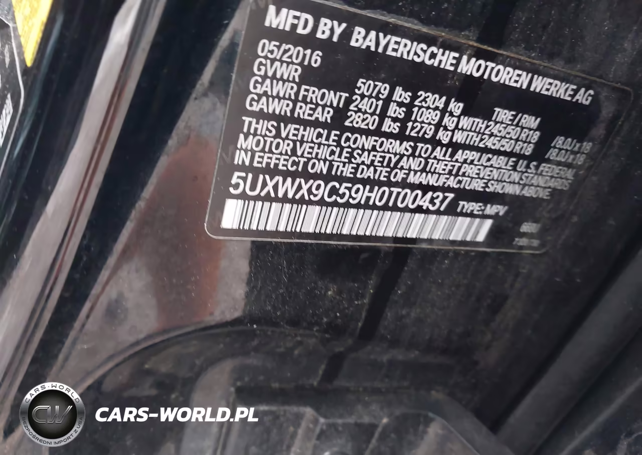 2017 BMW X3 xDrive28I VIN:5UXWX9C59H0T00437 - 9