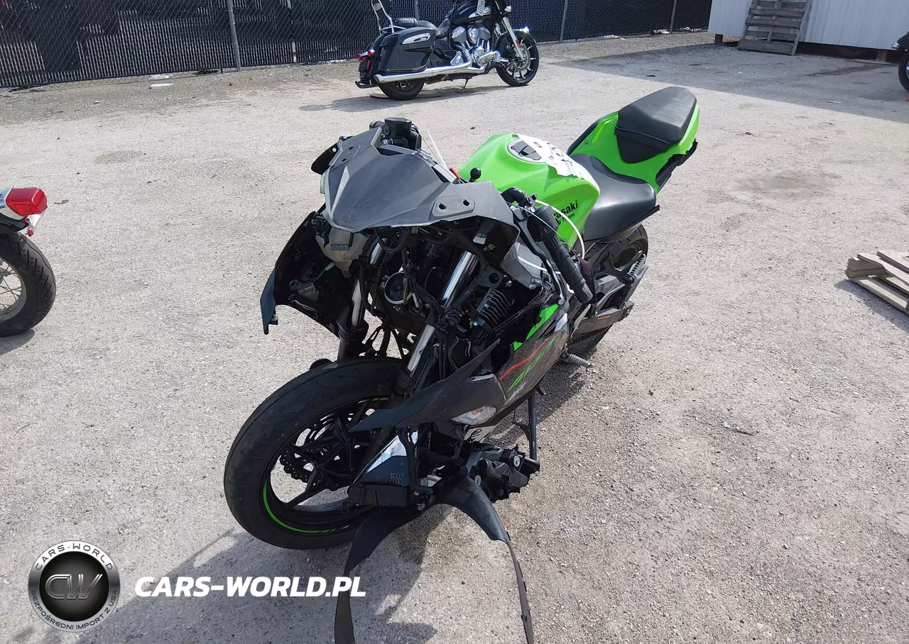 2022 Kawasaki Ex400 VIN:JKAEXKG18NDAH8112 - 2