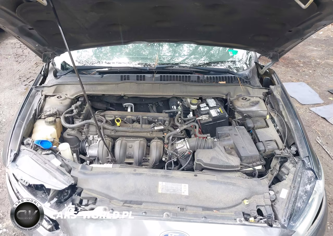 2015 Ford Fusion S VIN:3FA6P0G74FR273837 - 10