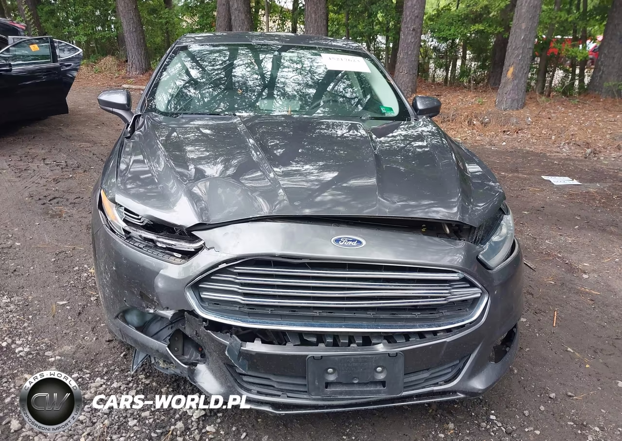 2015 Ford Fusion S VIN:3FA6P0G74FR273837 - 6
