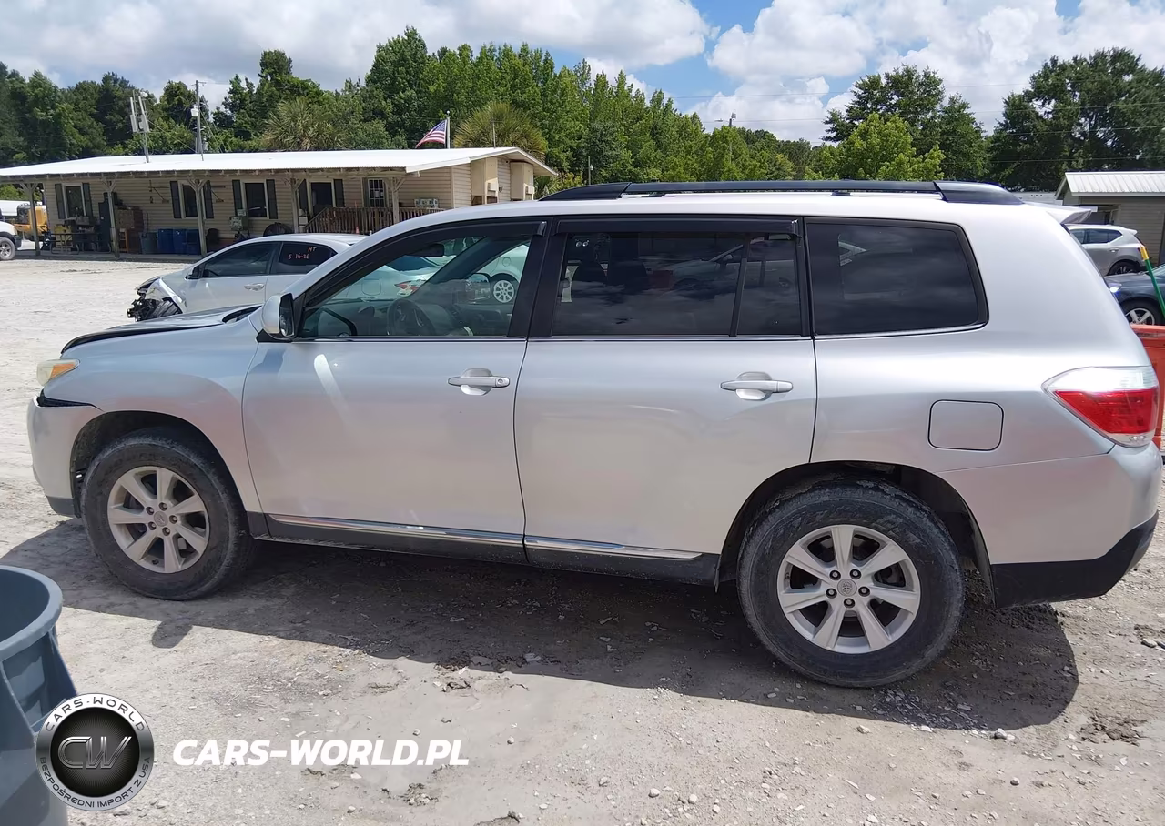 2011 Toyota Highlander Base V6 VIN:5TDZK3EH8BS041199 - 14