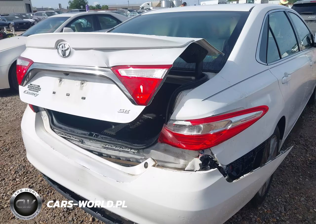 2015 Toyota Camry Se VIN:4T1BF1FK0FU919368 - 6