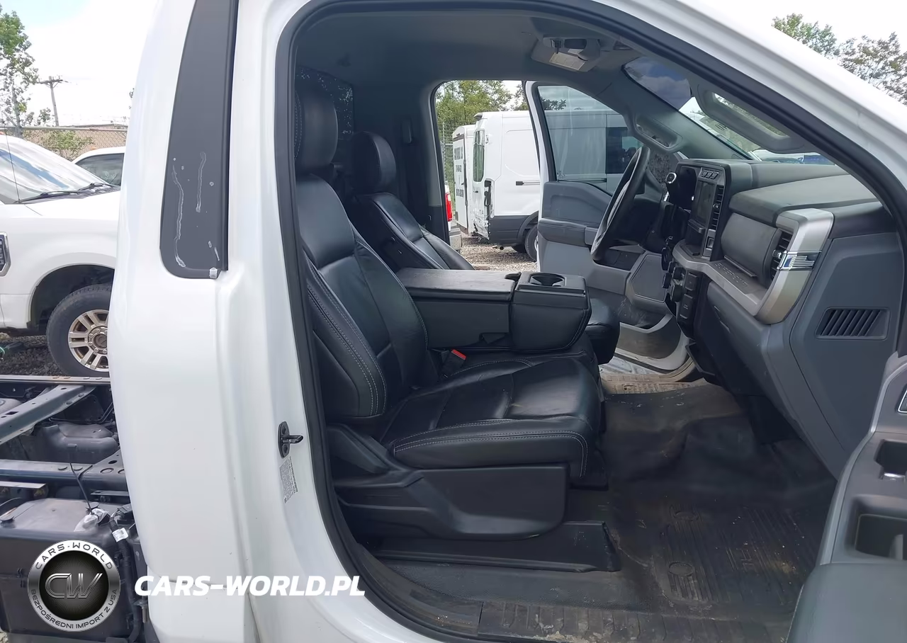 2023 Ford F-600 Chassis Xlt VIN:1FDFF6LTXPDA16738 - 7