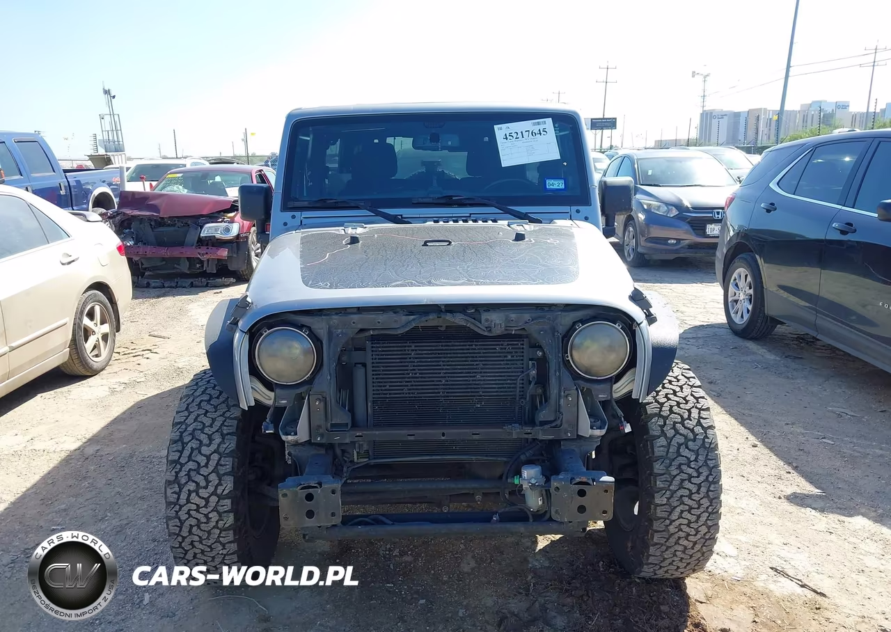 2017 Jeep Wrangler Unlimited Big Bear 4X4 VIN:1C4BJWDG7HL678951 - 12