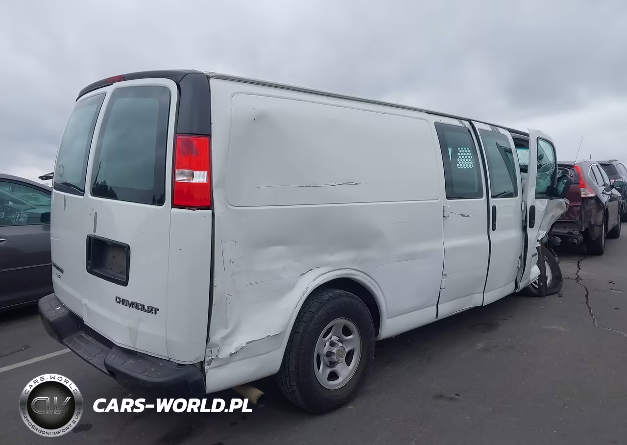 2004 Chevrolet Express VIN:1GCFG29T041245802 - 4