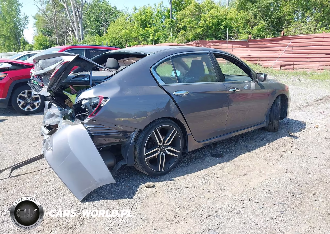 2017 Honda Accord Sport Se VIN:1HGCR2F15HA083866 - 4