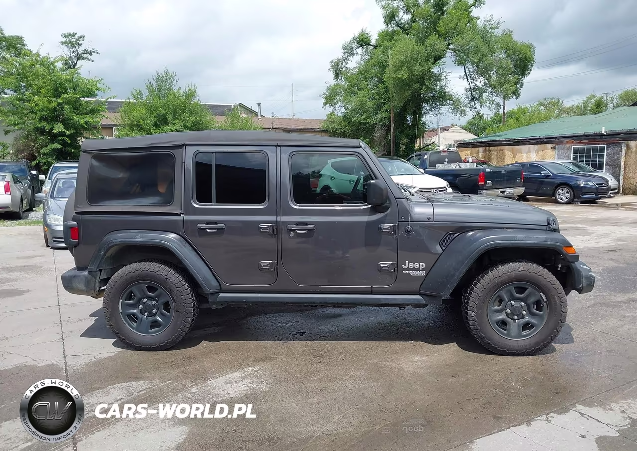 2018 Jeep Wrangler Unlimited Sport 4X4 VIN:1C4HJXDNXJW264338 - 13