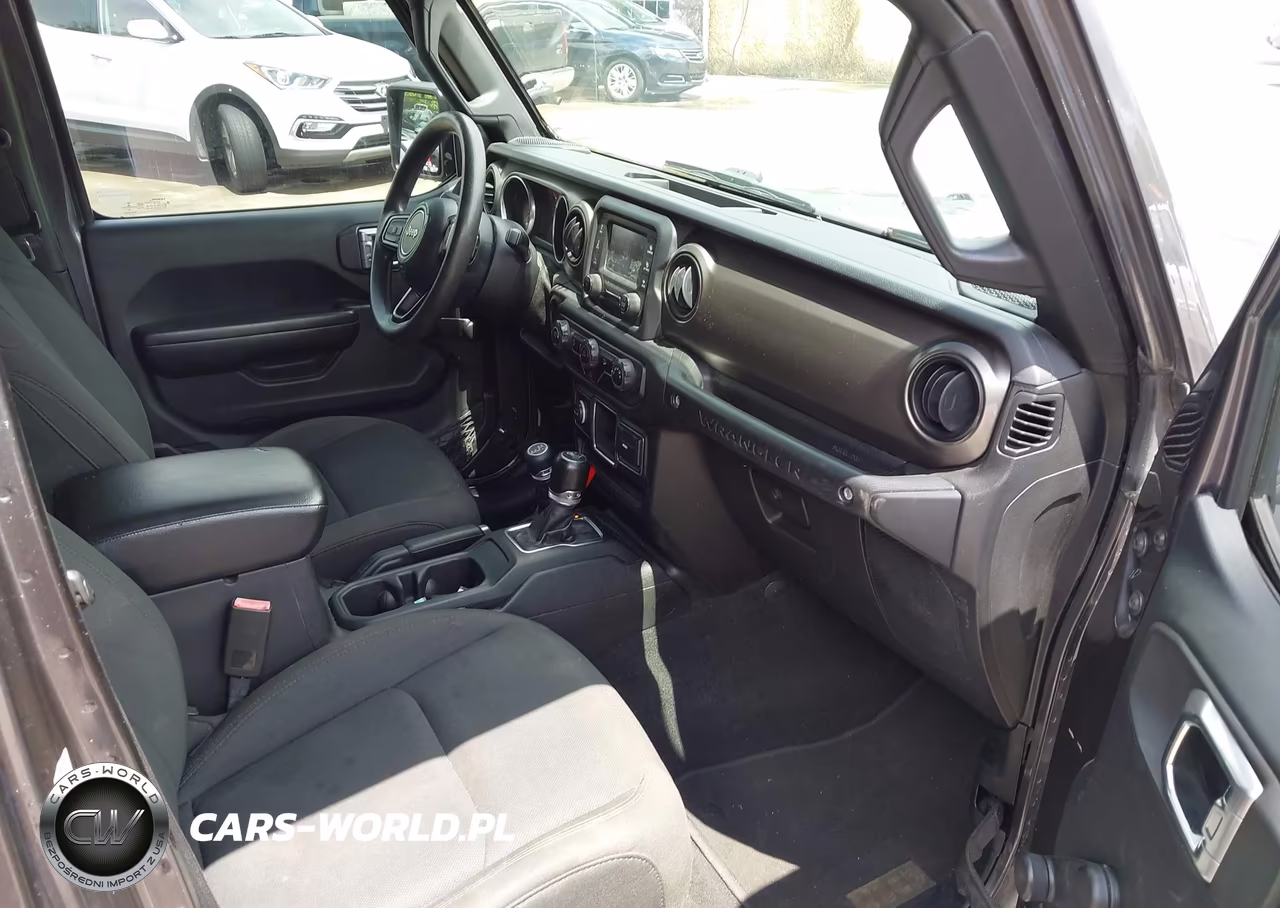 2018 Jeep Wrangler Unlimited Sport 4X4 VIN:1C4HJXDNXJW264338 - 5