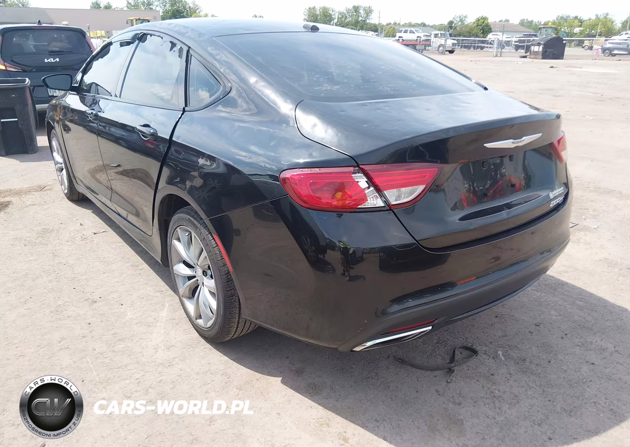 2016 Chrysler 200 S VIN:1C3CCCBBXGN130325 - 3