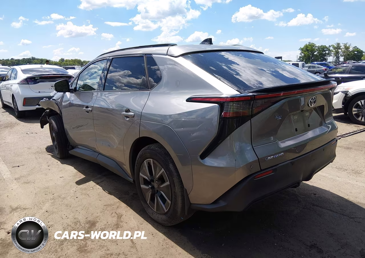 2026 Toyota Bz Xle VIN:JTMBDAFB9TA006972 - 3