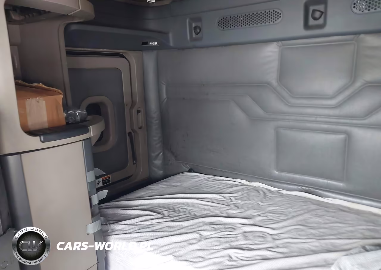 2014 Freightliner Cascadia 125 VIN:1FUJGLDV8ELFY3006 - 7