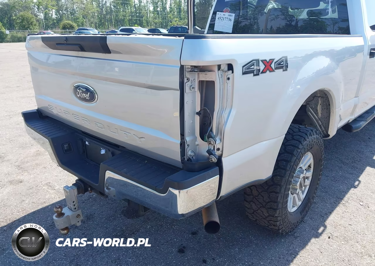 2018 Ford F-250 Xlt VIN:1FT7W2B63JEB39389 - 6