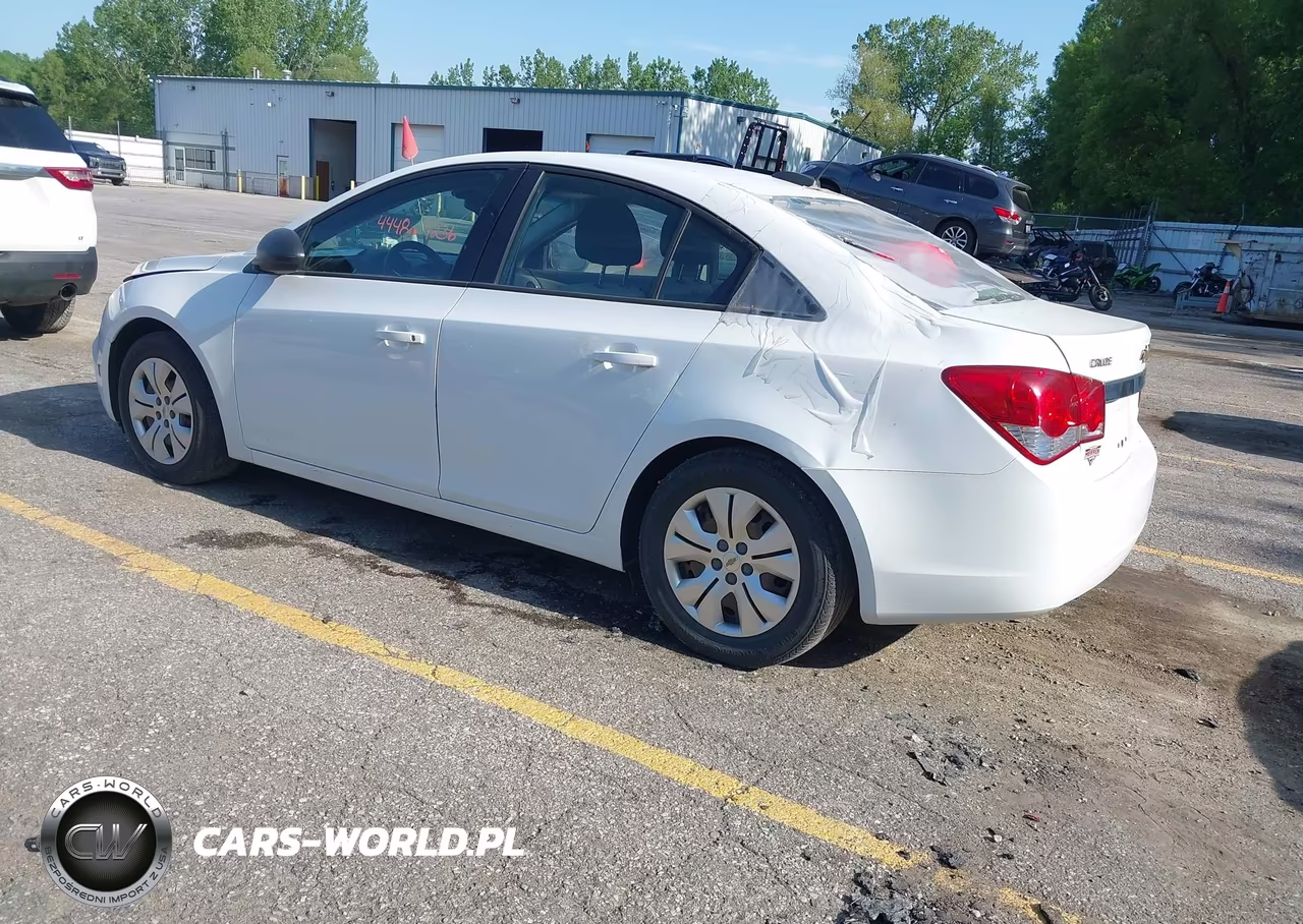 2016 Chevrolet Cruze Limited Ls Auto VIN:1G1PC5SH7G7186295 - 3