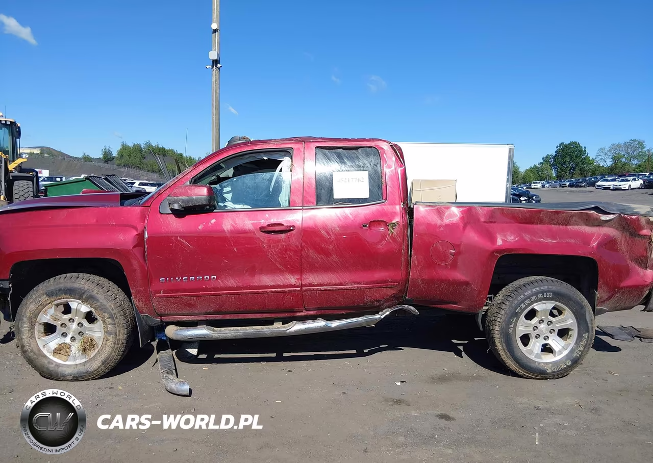2018 Chevrolet Silverado 1500 2Lt VIN:2GCVKREC4J1109994 - 14