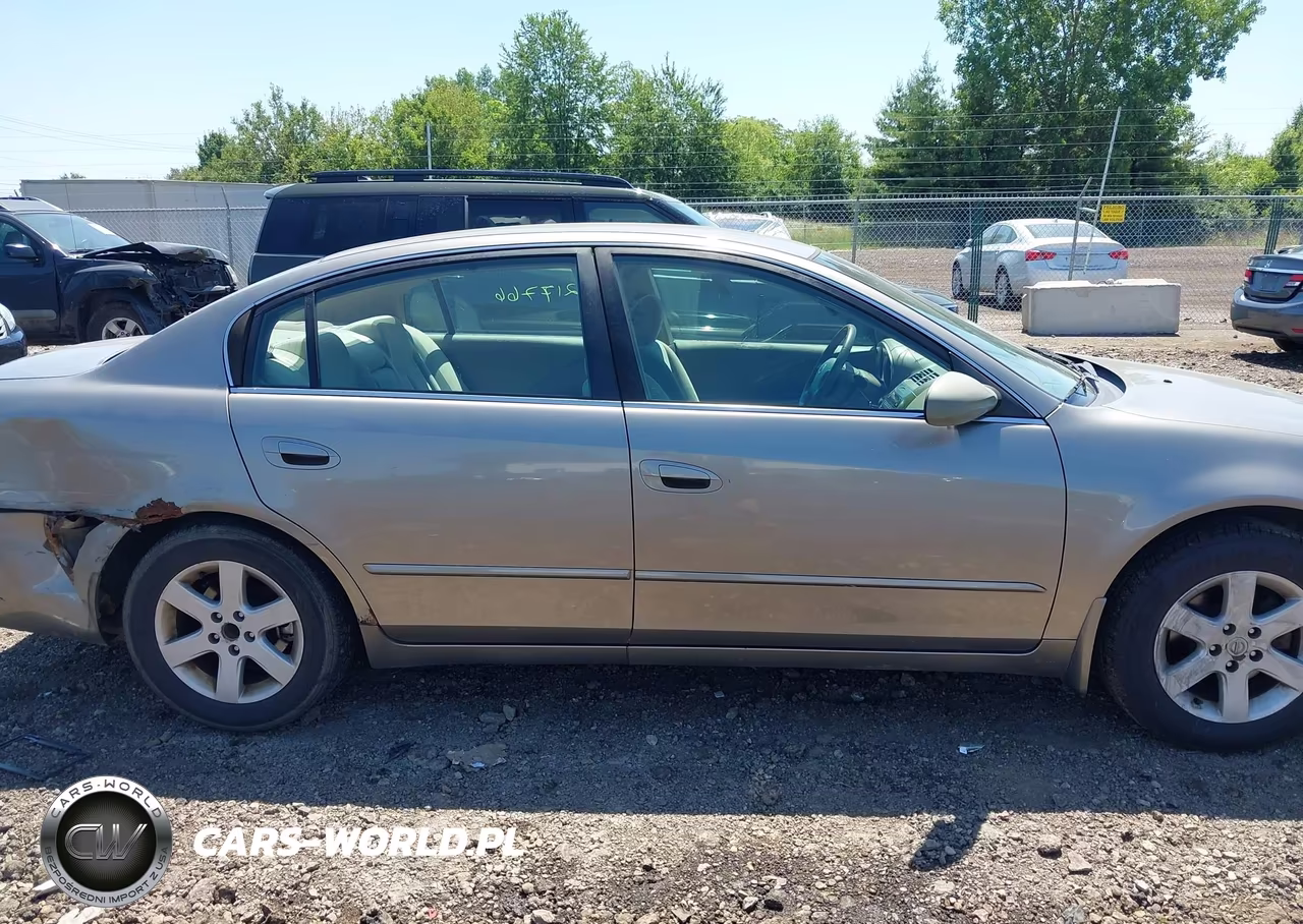 2003 Nissan Altima 2.5 S VIN:1N4AL11D73C184302 - 13