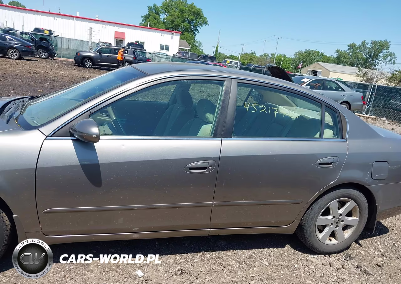 2003 Nissan Altima 2.5 S VIN:1N4AL11D73C184302 - 14