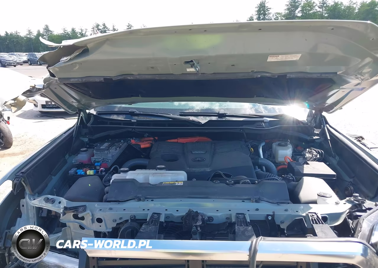 2025 Toyota Tundra Hybrid Limited Crewmax 6.4' Bed VIN:5TFJC5DBXSX093964 - 10