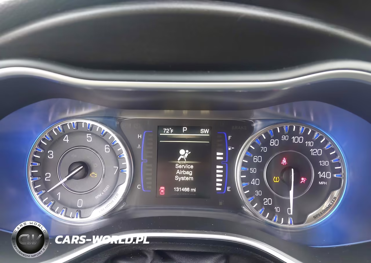 2016 Chrysler 200 Limited VIN:1C3CCCAB4GN175715 - 7