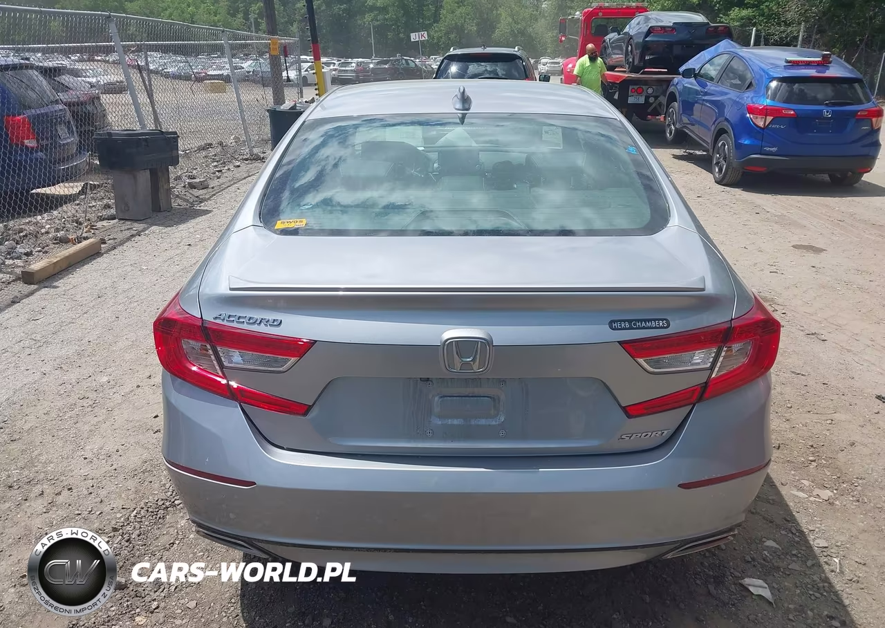 2018 Honda Accord Sport VIN:1HGCV1F37JA263721 - 16