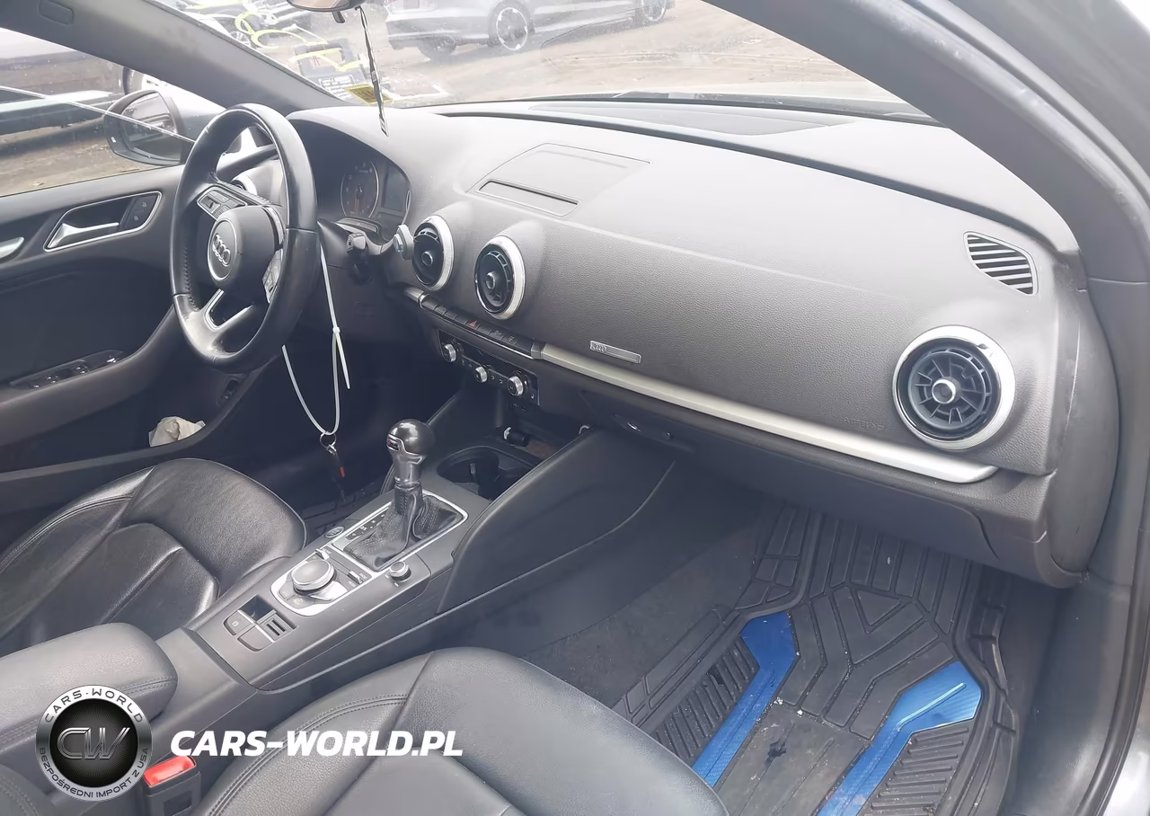 2017 Audi A3 2.0T Premium VIN:WAUAUGFF9H1026306 - 5