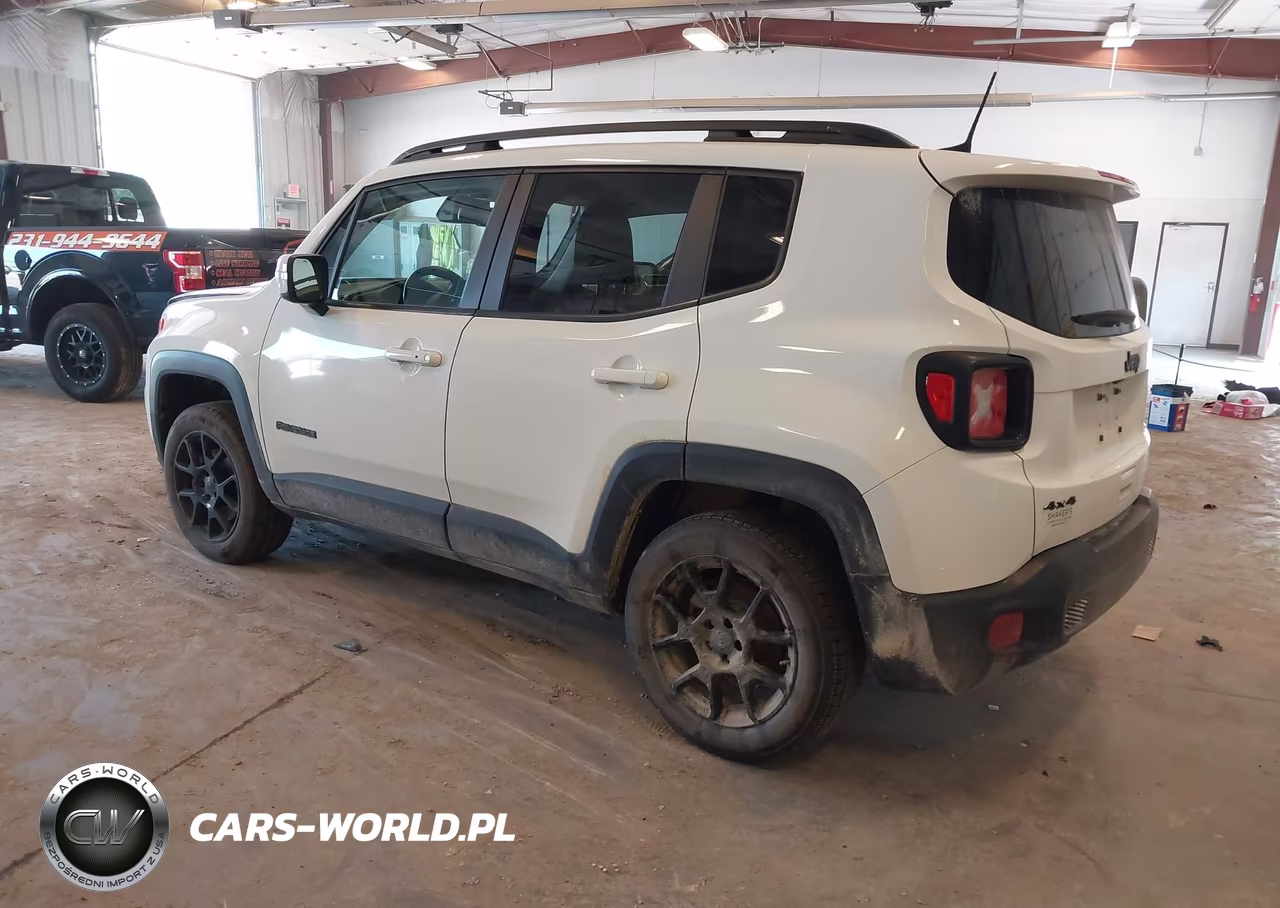 2020 Jeep Renegade Altitude 4X4 VIN:ZACNJBB19LPK95521 - 3