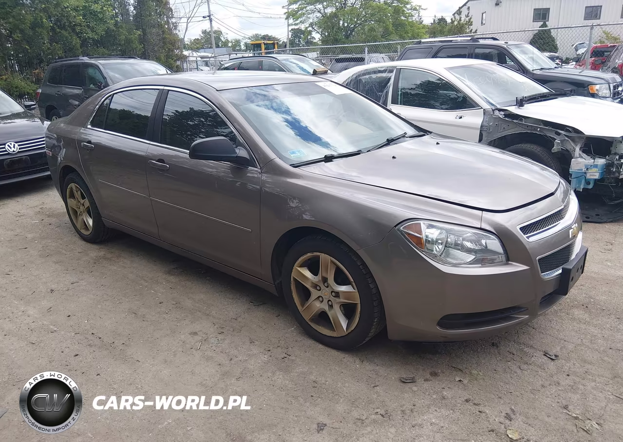 2011 Chevrolet Malibu Ls – zdjęcie 1 z 11