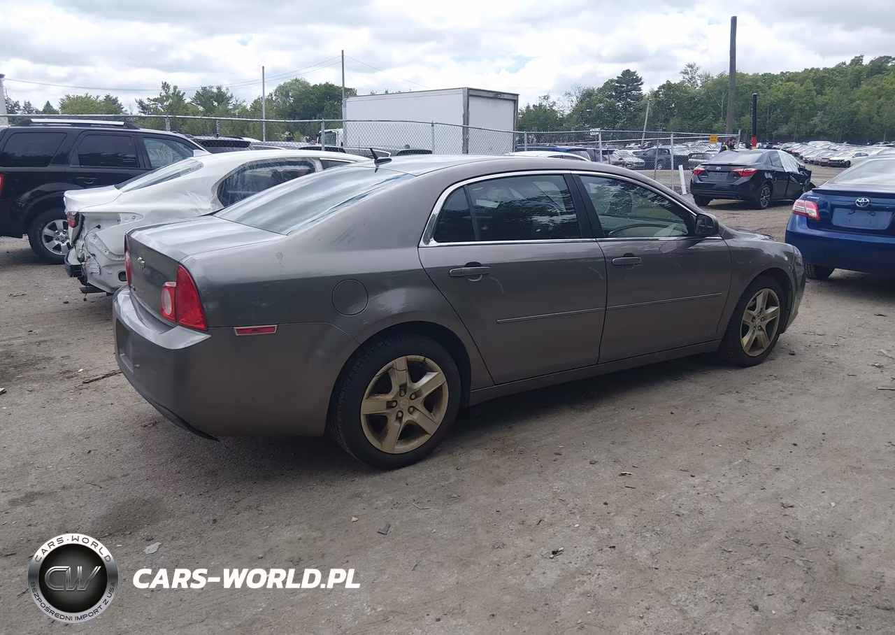 2011 Chevrolet Malibu Ls VIN:1G1ZB5E11BF357597 - 4