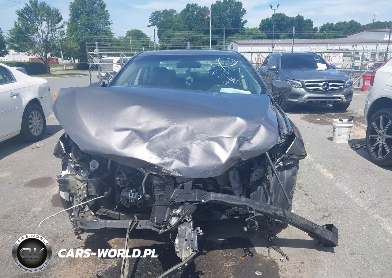 2017 Toyota Camry Se VIN:4T1BF1FK5HU765906 - 12