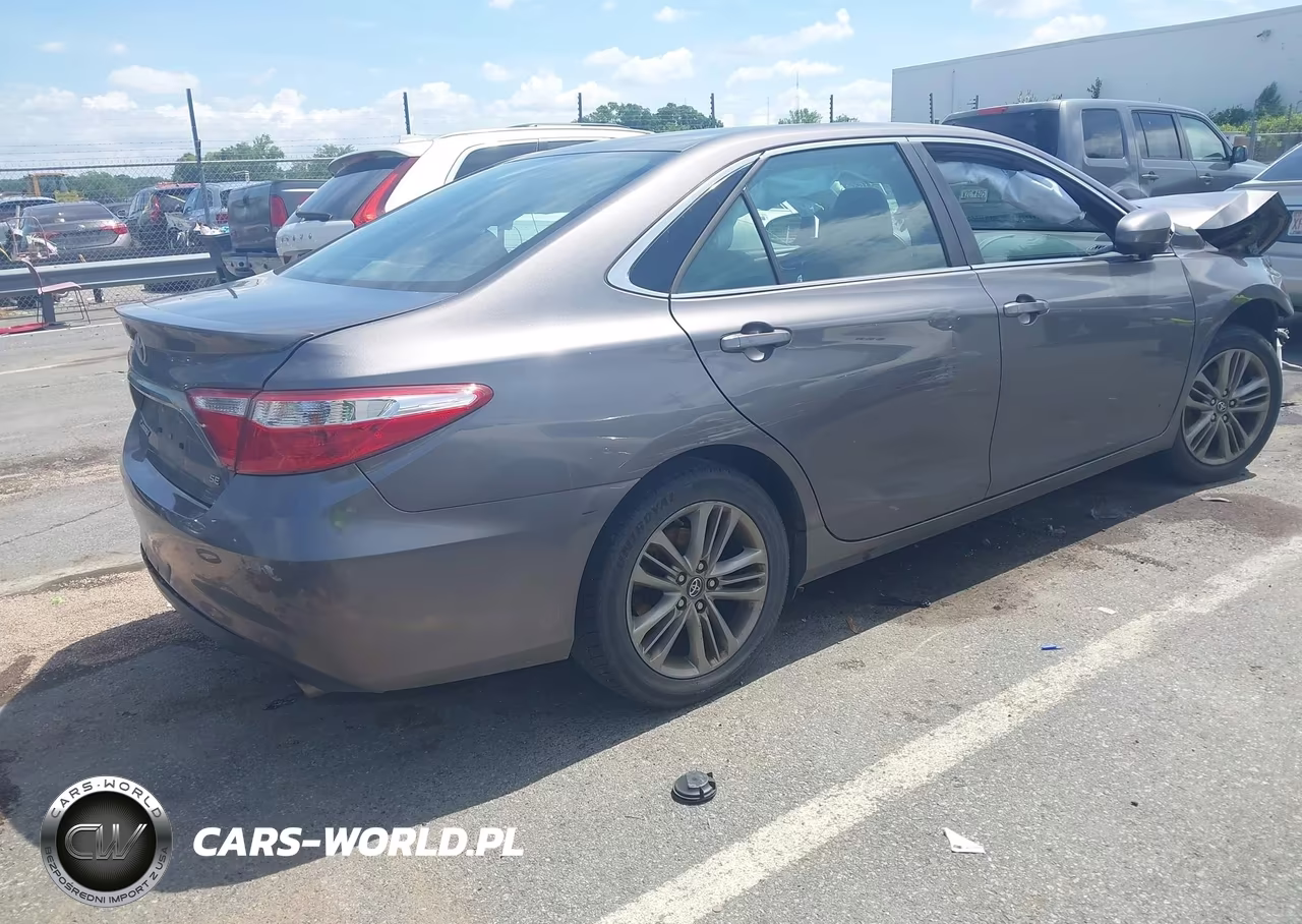 2017 Toyota Camry Se VIN:4T1BF1FK5HU765906 - 4
