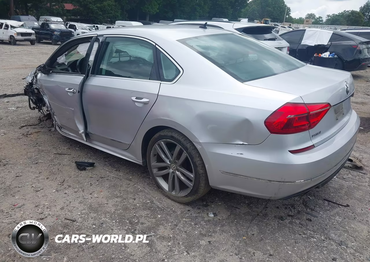 2016 Volkswagen Passat 1.8T R-Line VIN:1VWAT7A38GC067190 - 3