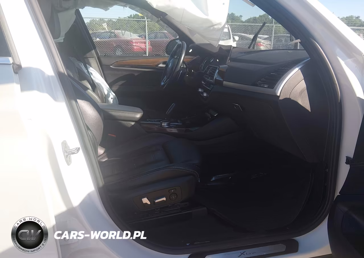 2018 BMW X3 xDrive30I VIN:5UXTR9C56JLC69409 - 5