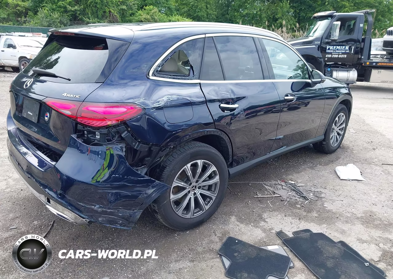 2023 Mercedes-Benz Glc 300 4Matic Suv VIN:W1NKM4HB8PU030403 - 4