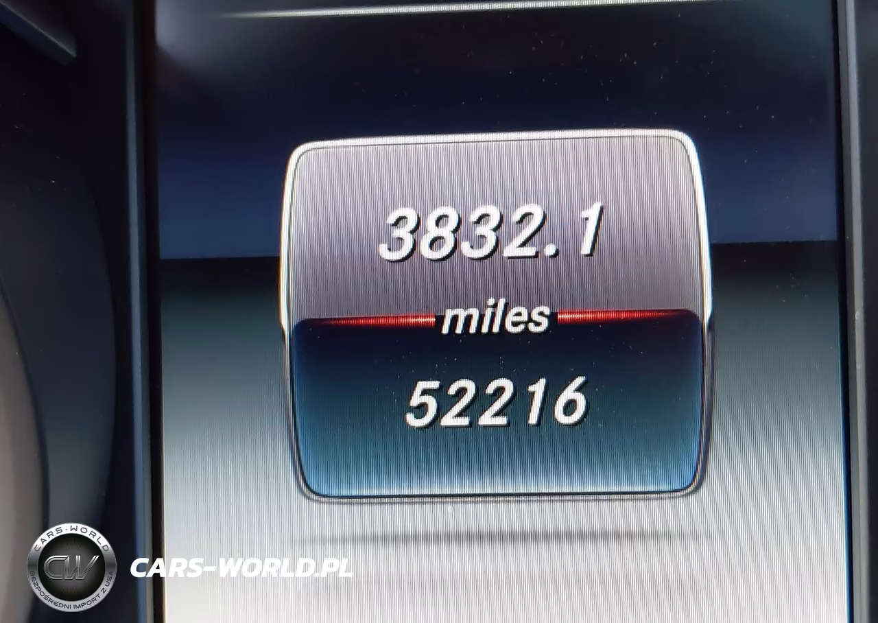 2018 Mercedes-Benz Glc 300 4Matic VIN:WDC0G4KB8JV105871 - 16