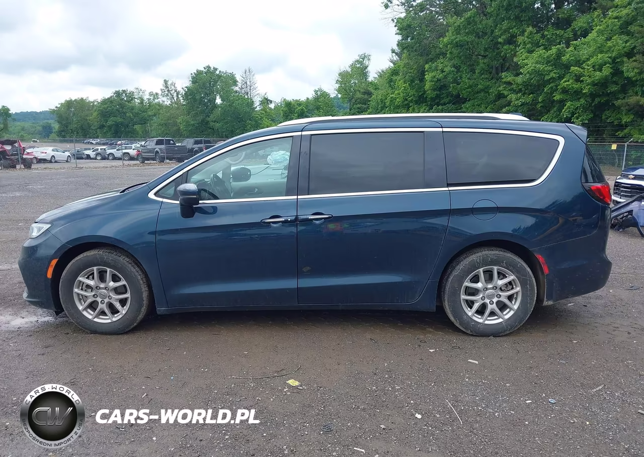 2021 Chrysler Pacifica Touring L VIN:2C4RC1BG7MR565677 - 14