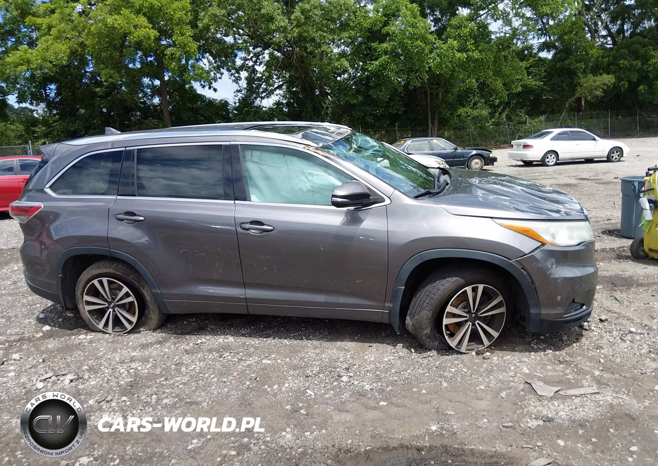 2016 Toyota Highlander Xle V6 VIN:5TDJKRFHXGS356205 - 13