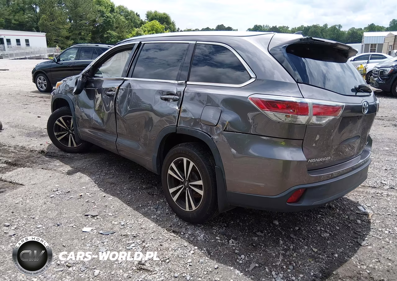 2016 Toyota Highlander Xle V6 VIN:5TDJKRFHXGS356205 - 3