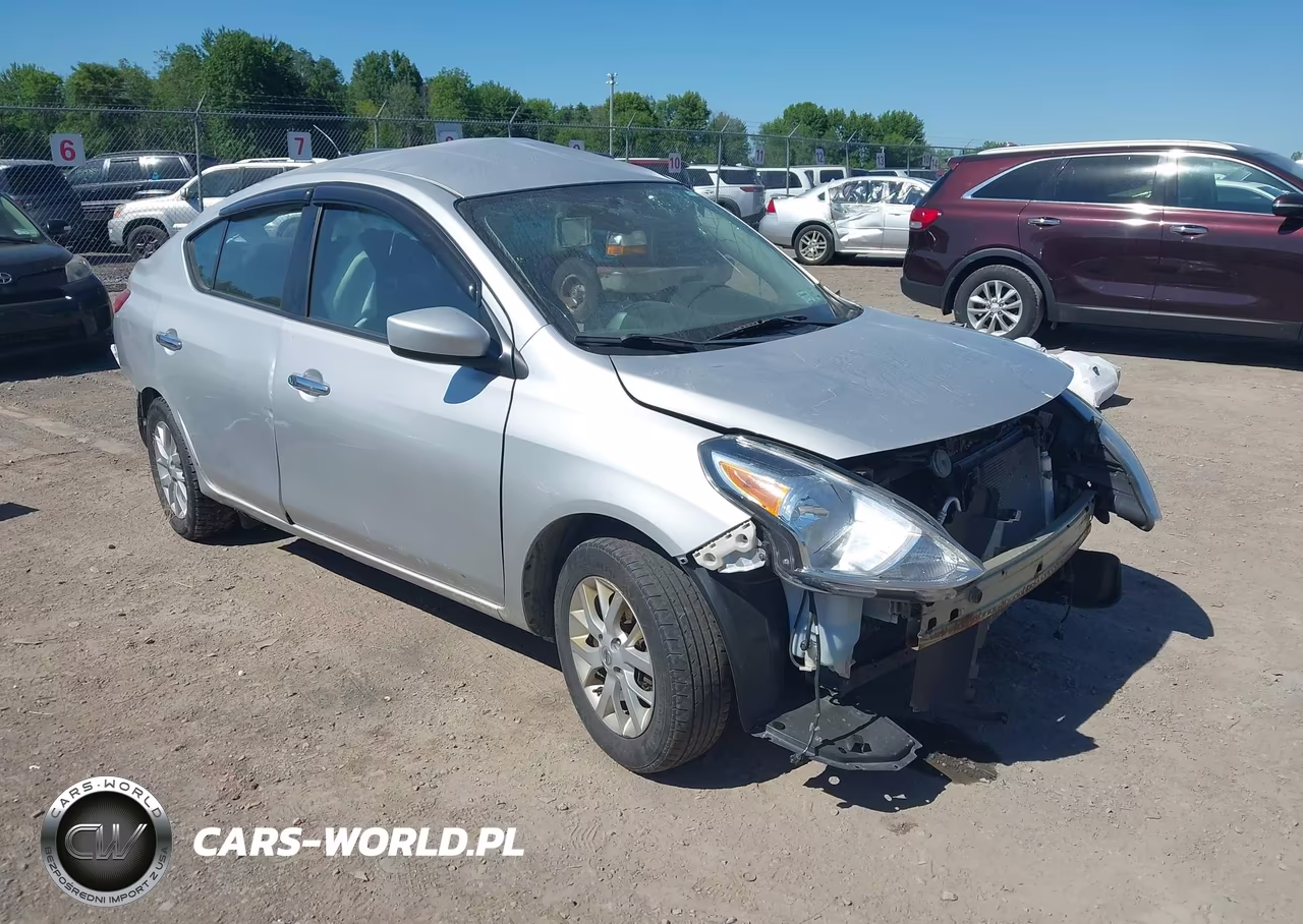 2018 Nissan Versa 1.6 Sv – zdjęcie 1 z 17