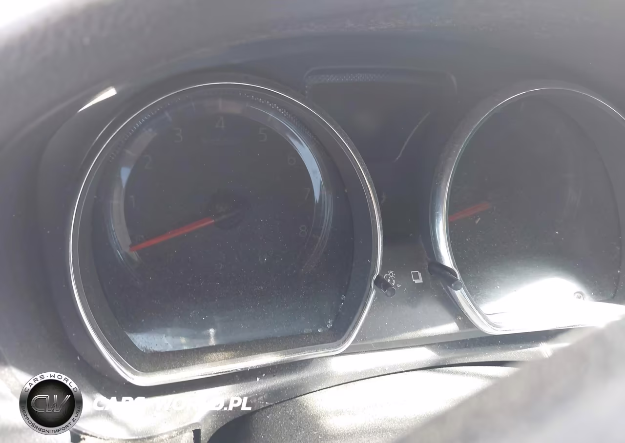 2018 Nissan Versa 1.6 Sv VIN:3N1CN7AP4JL863670 - 16