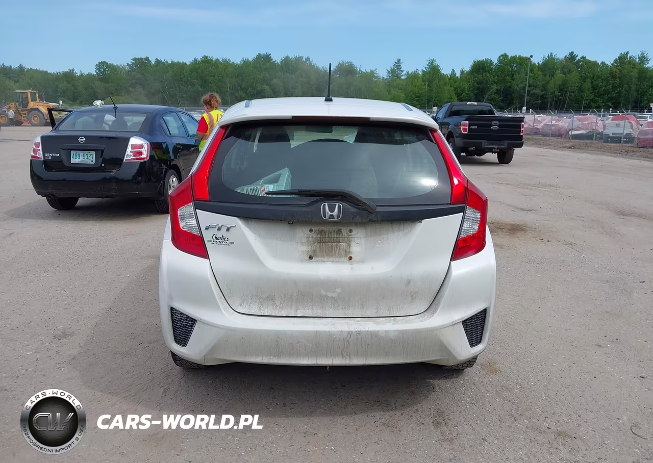 2015 Honda Fit Lx VIN:3HGGK5H53FM743989 - 16