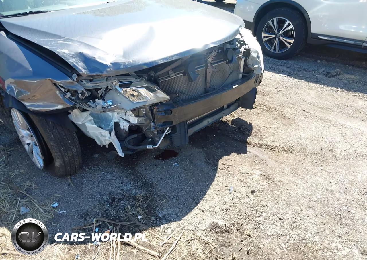 2014 Toyota Camry Le VIN:4T4BF1FK8ER382835 - 6