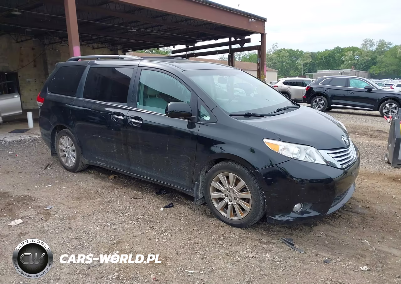 2011 Toyota Sienna Limited V6 – zdjęcie 1 z 16