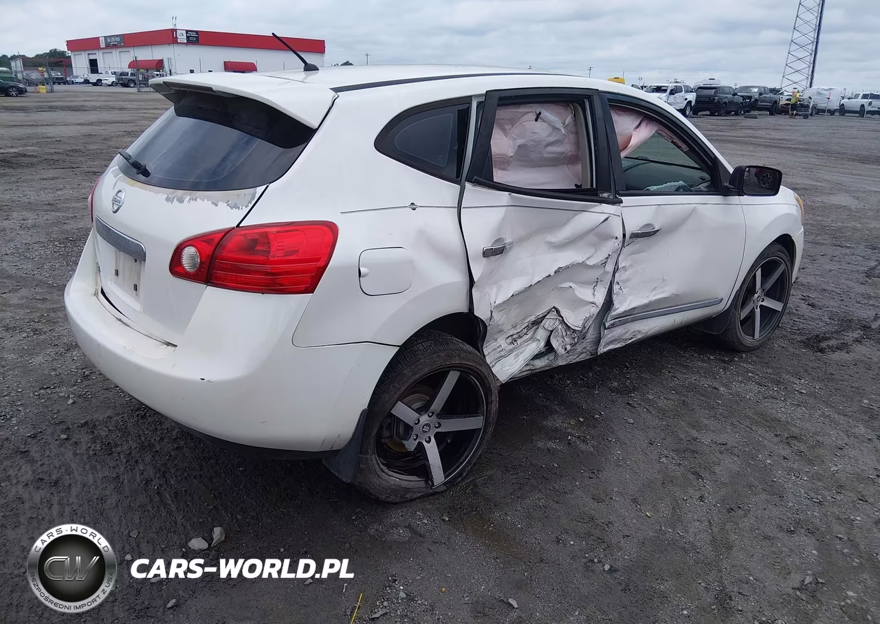 2013 Nissan Rogue S VIN:JN8AS5MT3DW037289 - 4