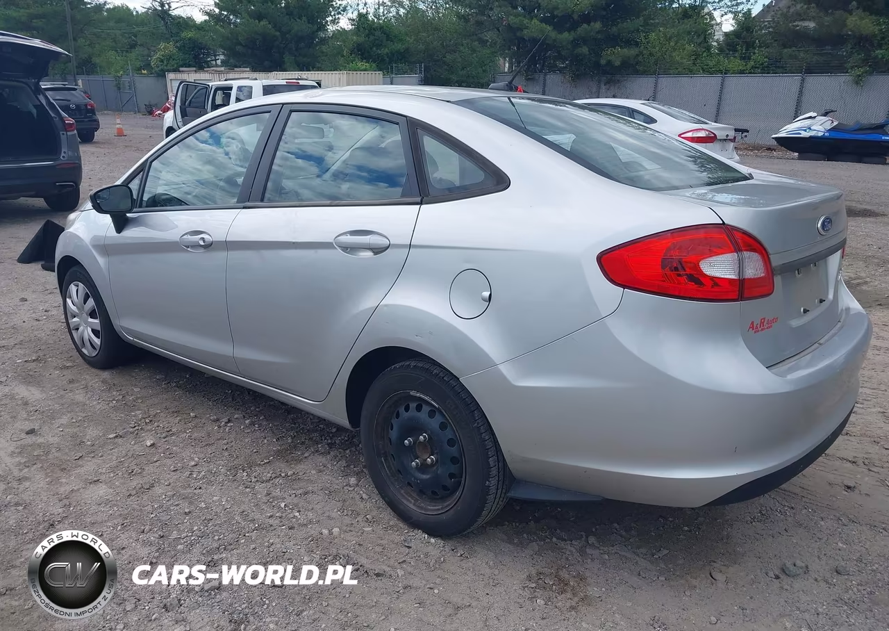 2011 Ford Fiesta S VIN:3FADP4AJ9BM127203 - 3