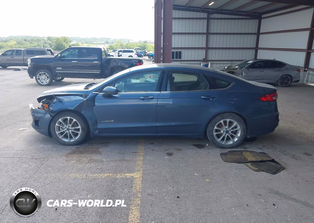 2019 Ford Fusion Hybrid Se VIN:3FA6P0LUXKR133572 - 14