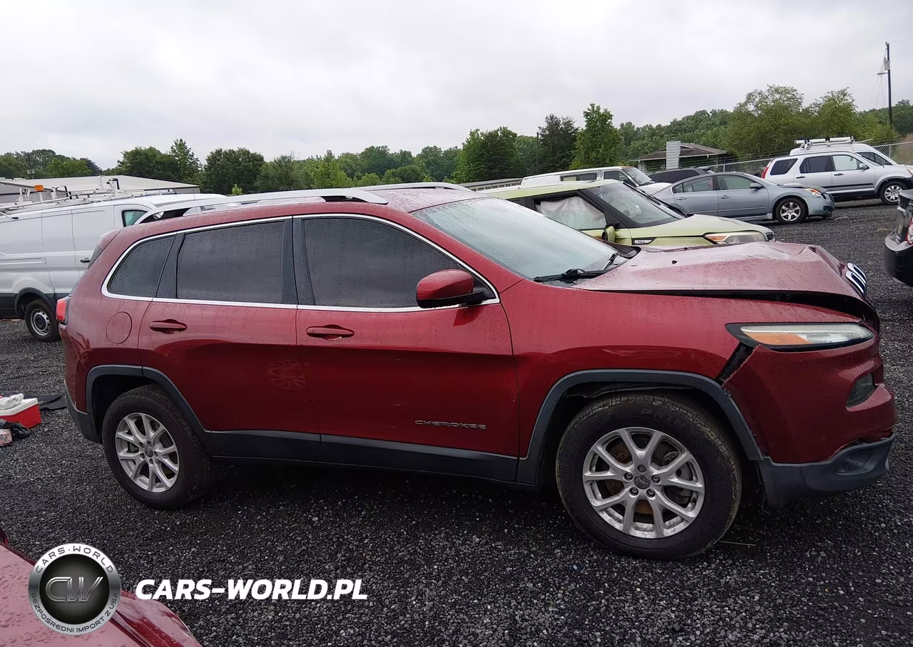 2016 Jeep Cherokee Latitude VIN:1C4PJMCS1GW326400 - 13