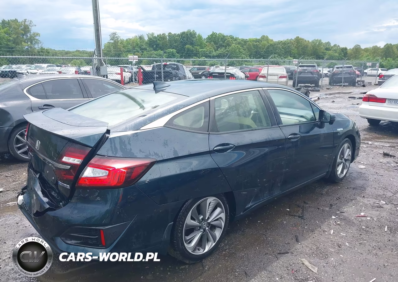 2018 Honda Clarity Plug-In Hybrid VIN:JHMZC5F12JC013682 - 4