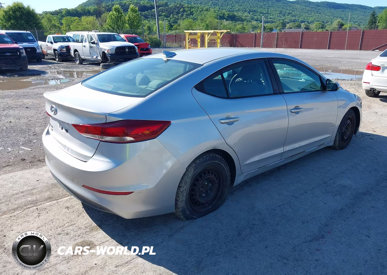 2017 Hyundai Elantra Se VIN:5NPD74LF9HH100178 - 4