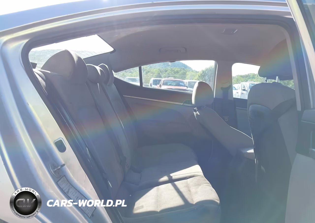 2017 Hyundai Elantra Se VIN:5NPD74LF9HH100178 - 8